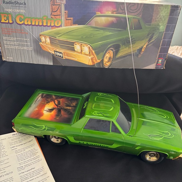 Vintage Green RadioShack El Camino RC Car - Picture 1 of 10